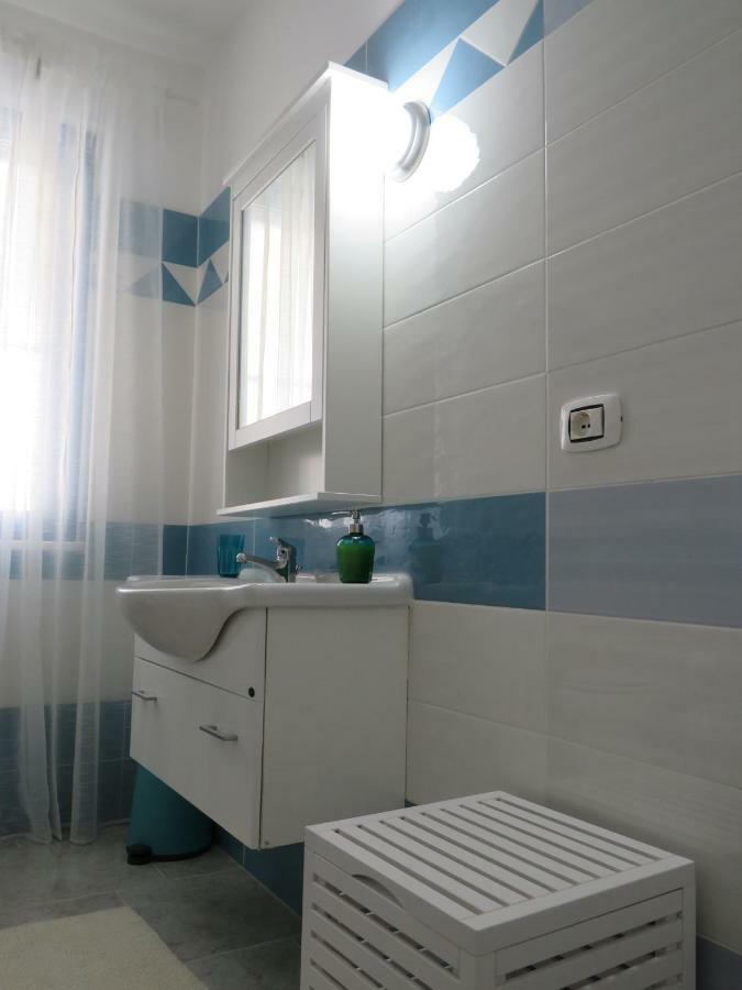 Casa Vacanza Afe A Pochi Passi Dal Mare Матината Екстериор снимка