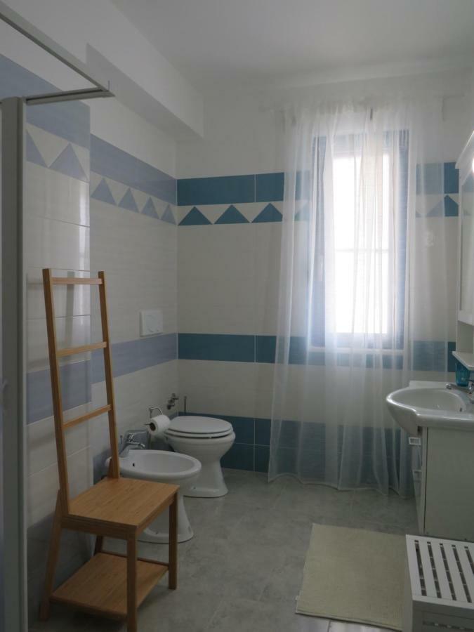 Casa Vacanza Afe A Pochi Passi Dal Mare Матината Екстериор снимка